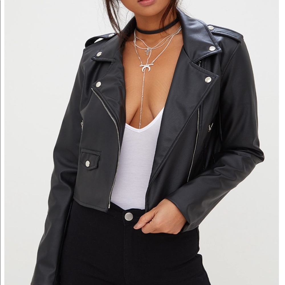 Leather biker jacket w/ zipper, black